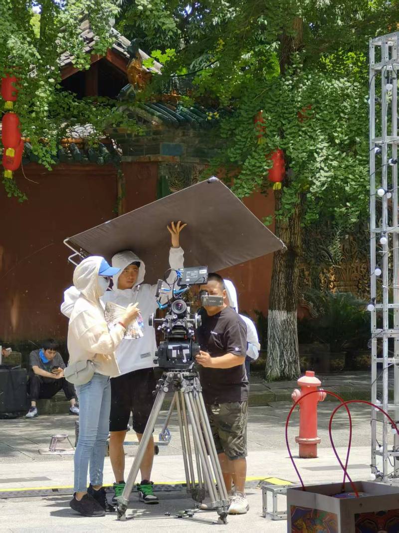 西塞山区TVC拍摄公司：资深团队坐镇，打造现象级广告作品的幕后推手